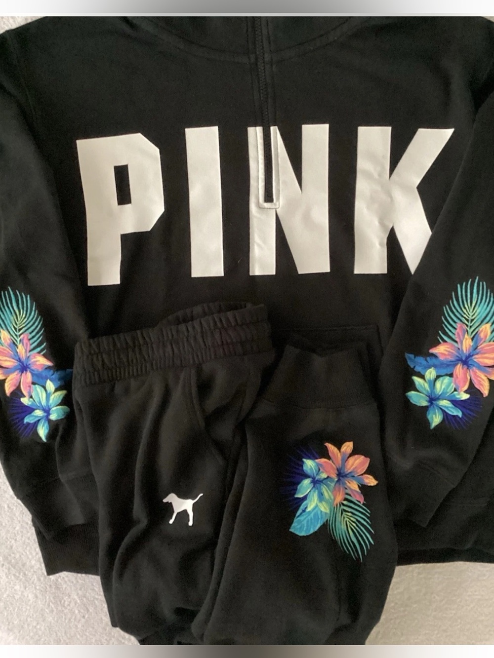 Victoria’s Secret PINK Tropical Floral Embroidered Zip Up Joggers L Shirt M